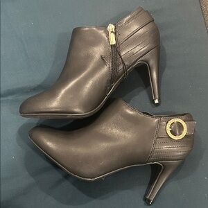 Jones New York Black Ankle Boots